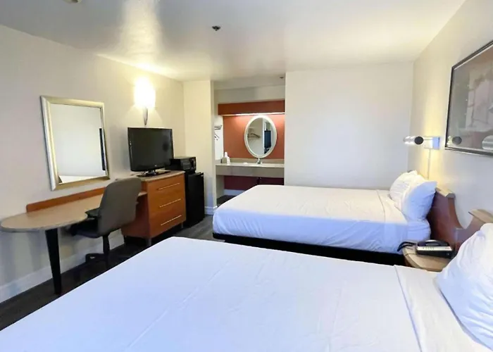 Motel 6 Barstow, Ca I15 And Lenwood Road