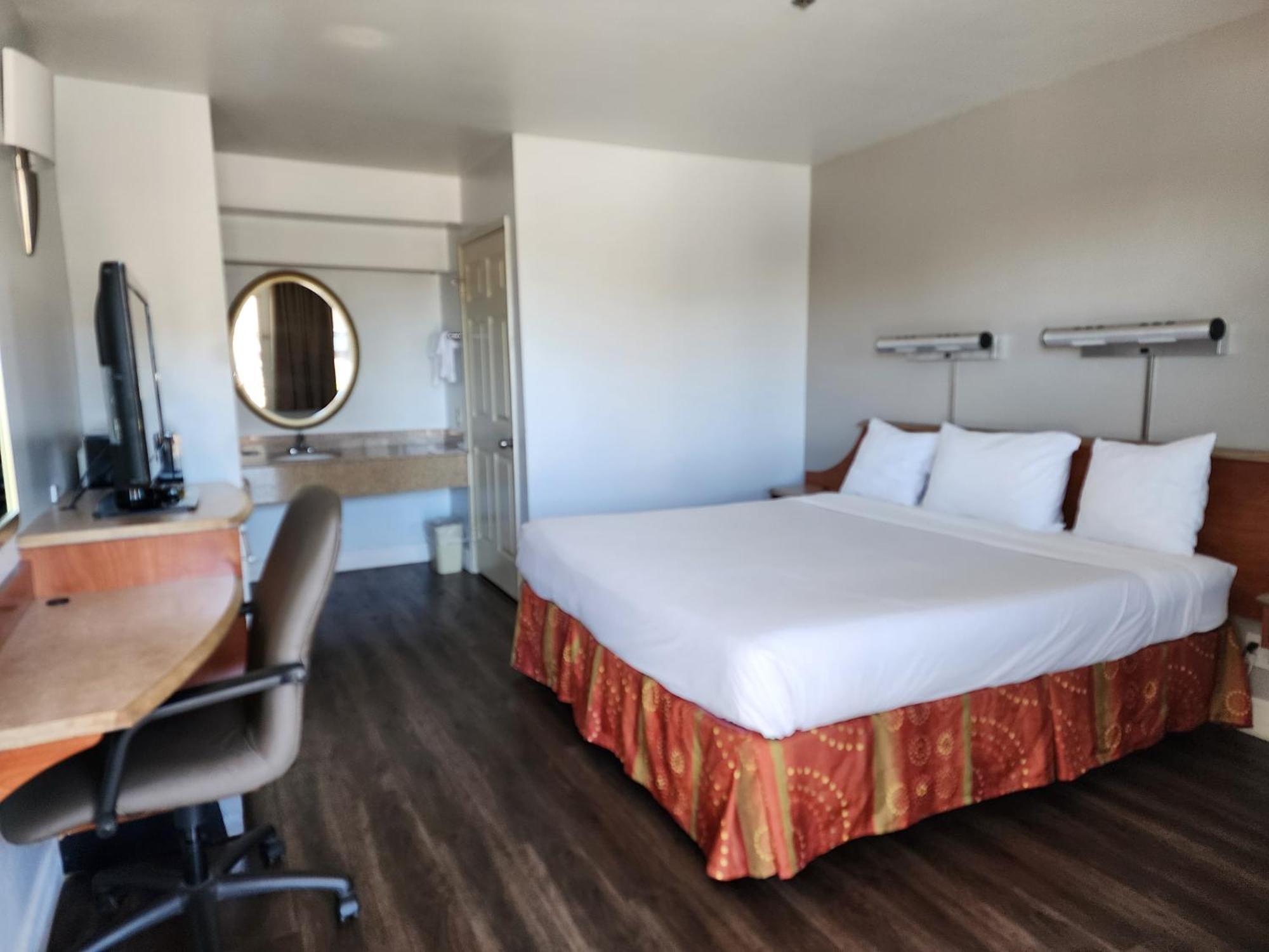 6 Barstow, Ca I15 And Lenwood Road Hotel 3*