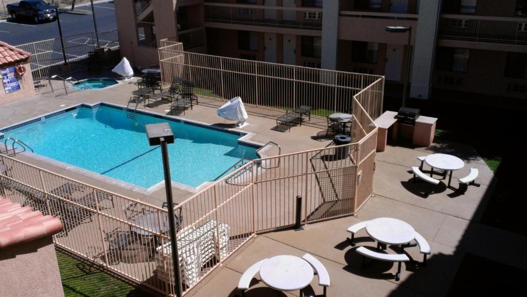 6 Barstow, Ca I15 And Lenwood Road Barstow